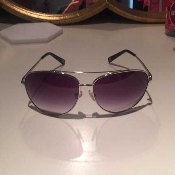 Never been worn Michael Kors sunglasses - Picture 2 of 4